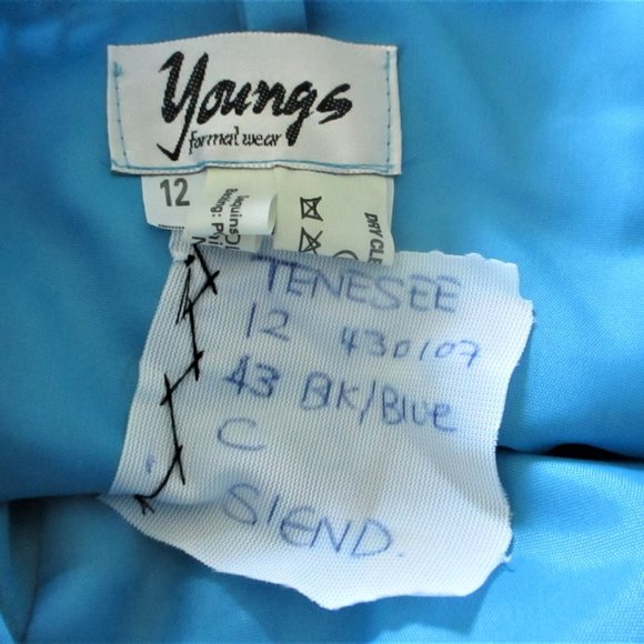 Gorgeous Blue Ball Gown - Picture 6 of 13